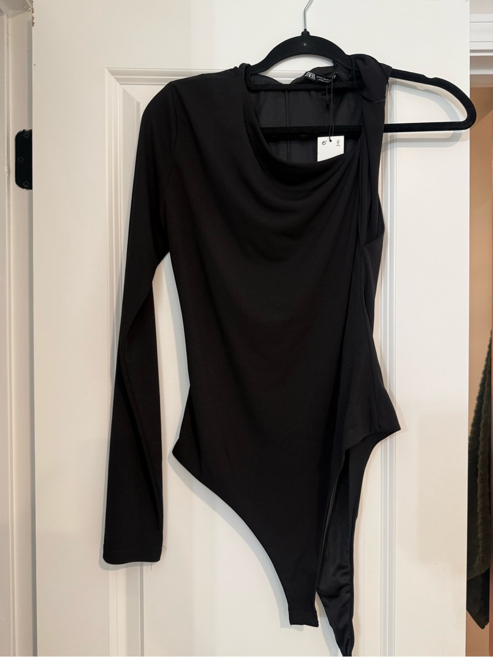 Zara Black One-Shoulder Long-Sleeve Bodysuit